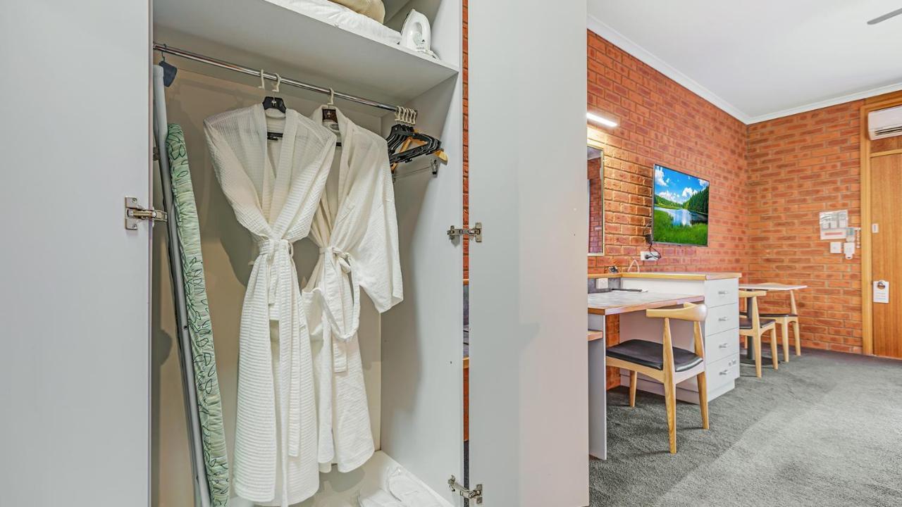 Golden River Motor Inn Moama Exterior foto